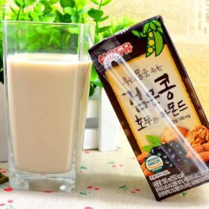 Sữa Đậu Đen, Óc Chó, Hạnh Nhân Sahmyook Foods Hộp 140ml * 24 hộp